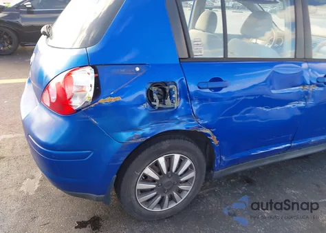 2009 Nissan Versa 1.8S z USA, uszkodzony, nr VIN 3N1BC13E99L458037